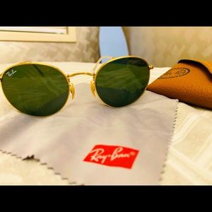 Rayban sunnies worn twice only